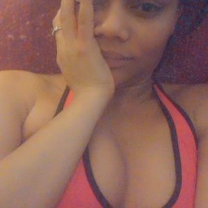 Meet your Posher, Yvette